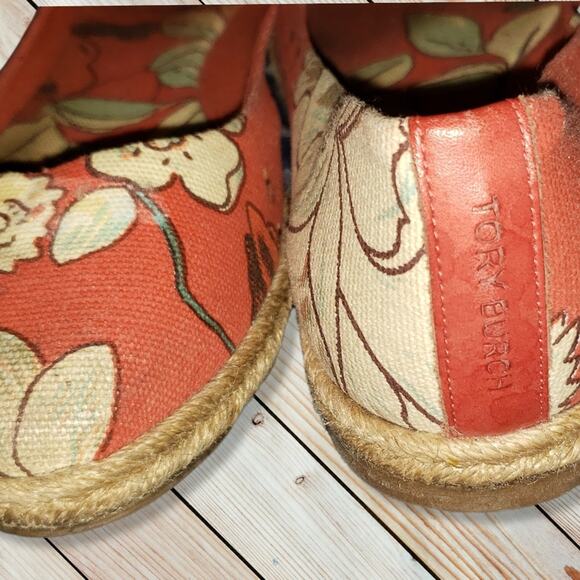 EUC Tory Burch Tropical Floral Print Coral/Sage/Cream Espadrille flats. Size 7. - Picture 3 of 13
